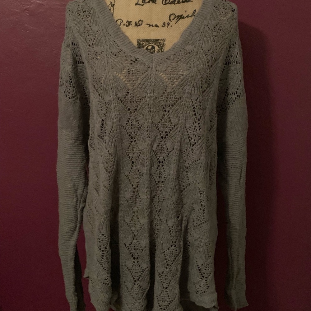 Stunning open weave grey sweater Torrid